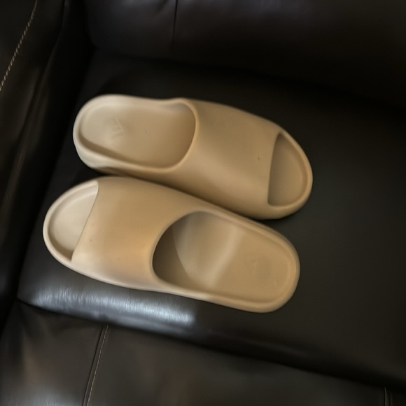 Slides - Picture 2 of 3